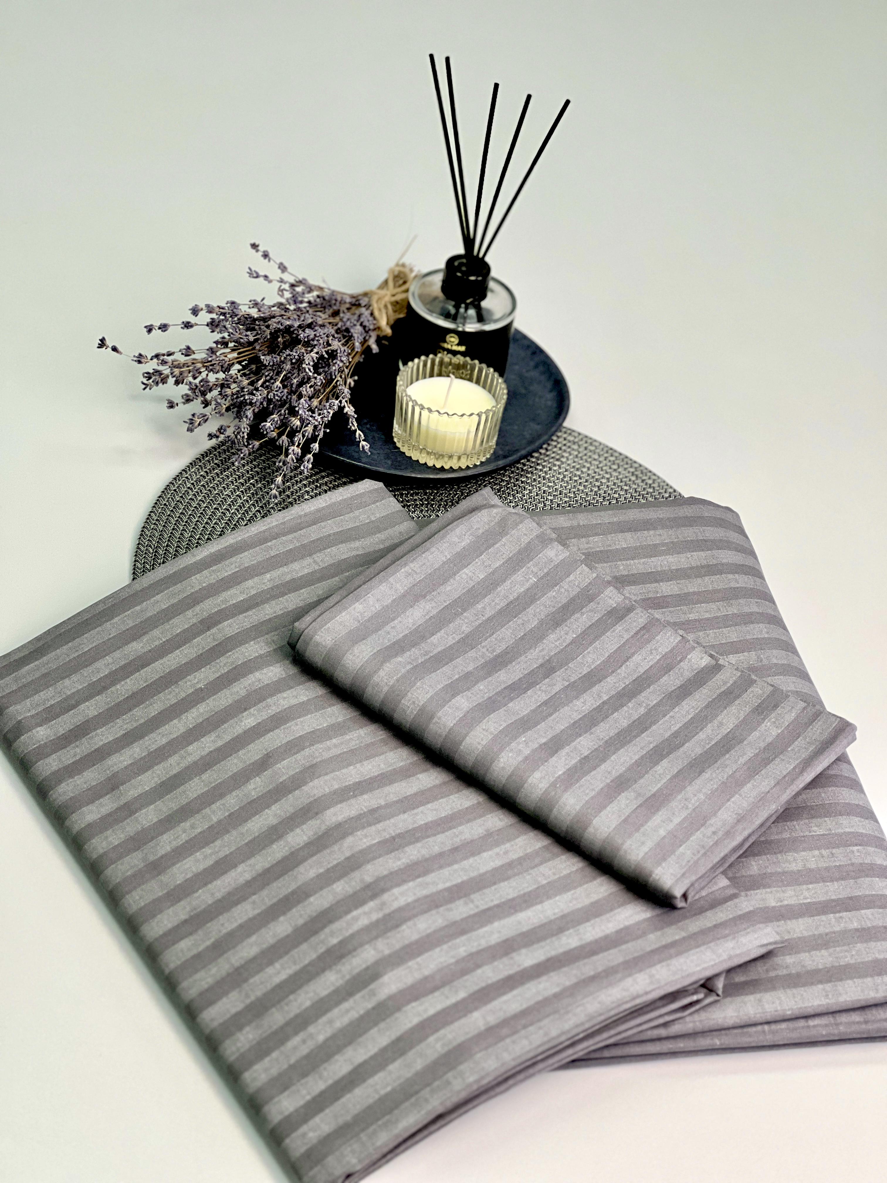 Комплект постельного белья Ideal Textile двуспальный евро бязь с принтом в полоску Графитный - фото 4 Комплект постельного белья Ideal Textile двуспальный евро бязь с принтом в полоску Графитный - фото 4