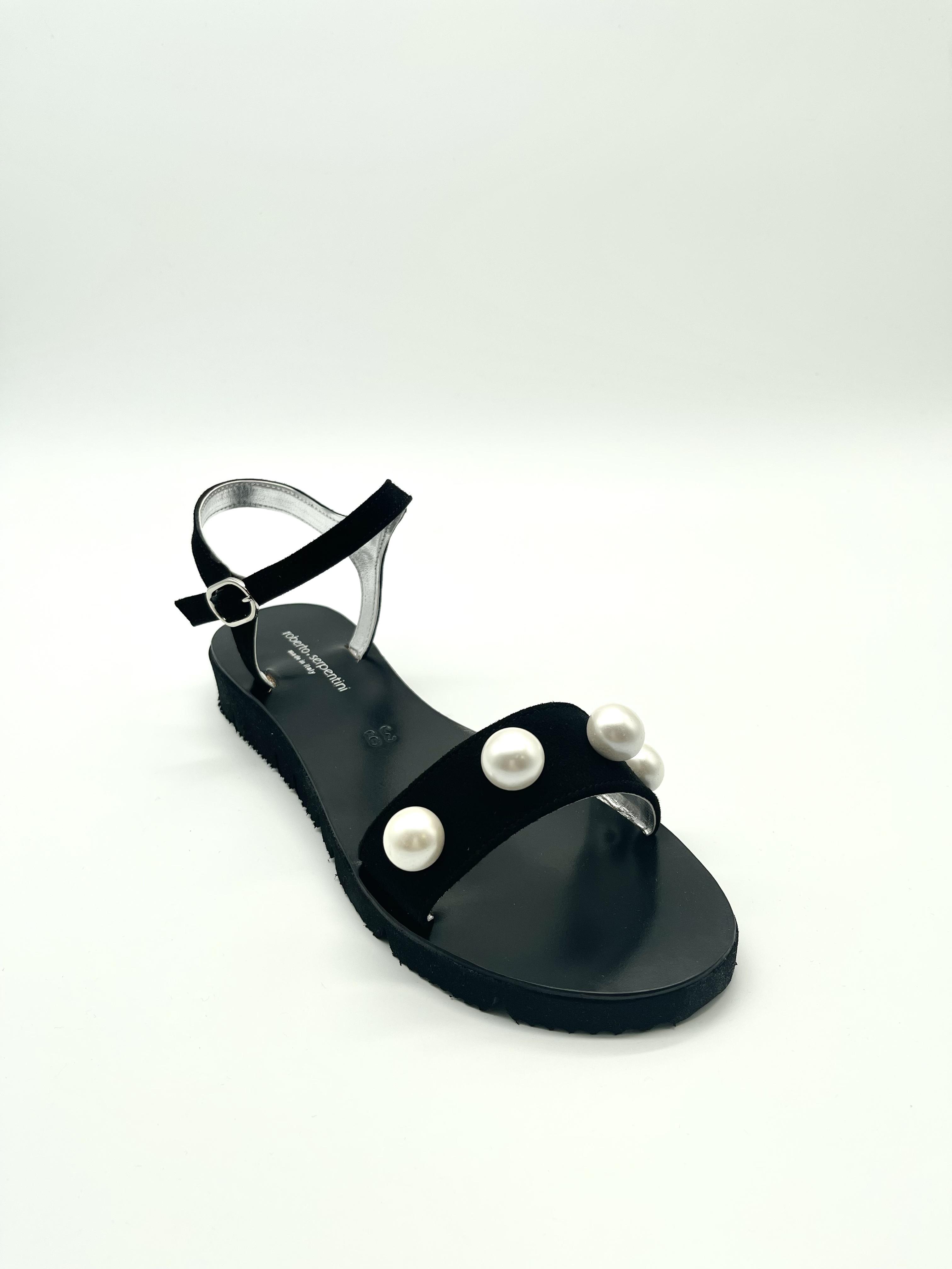 Босоножки женские Roberto Serpentini 145 р. 41 Черный