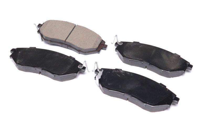 Тормозные колодки дисковые Sangsin для Subaru Legacy 4 передние (SP1534)