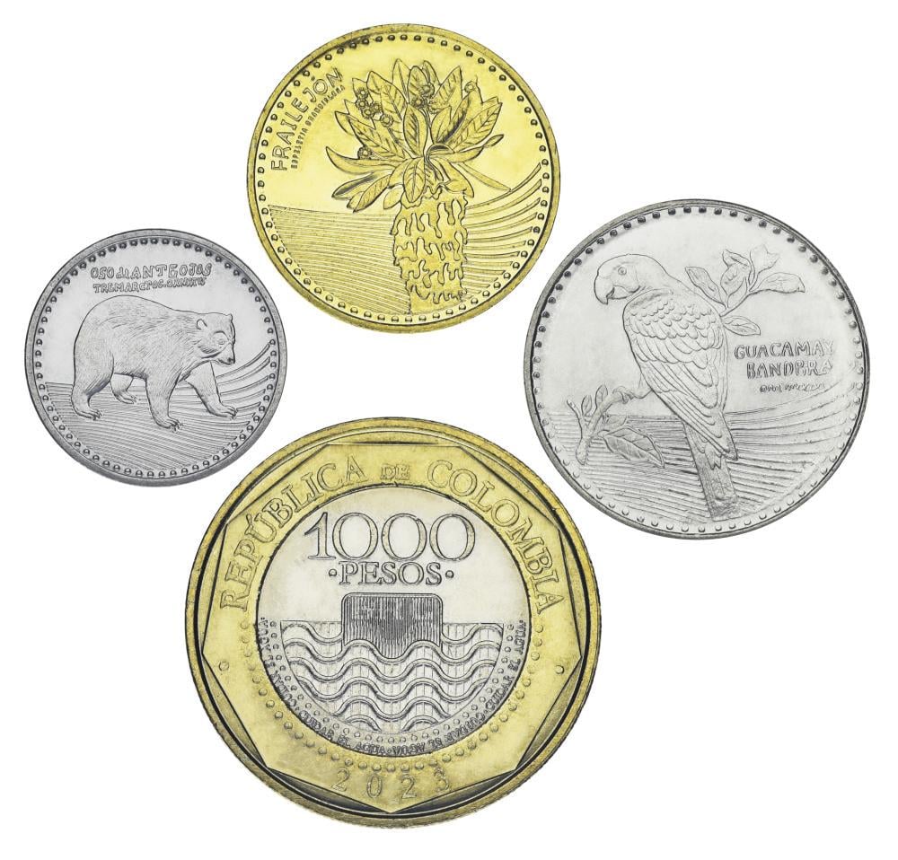 Коллекционные монеты Колумбия из 4 монет 2022-2023 UNC Животные 50/100/200/1000 песо (М23816)
