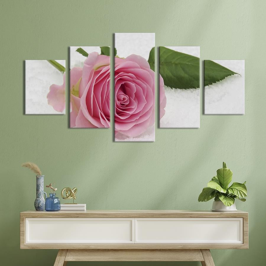 Картина на холсте Нежная роза на снегу 162x80 см (981-52)