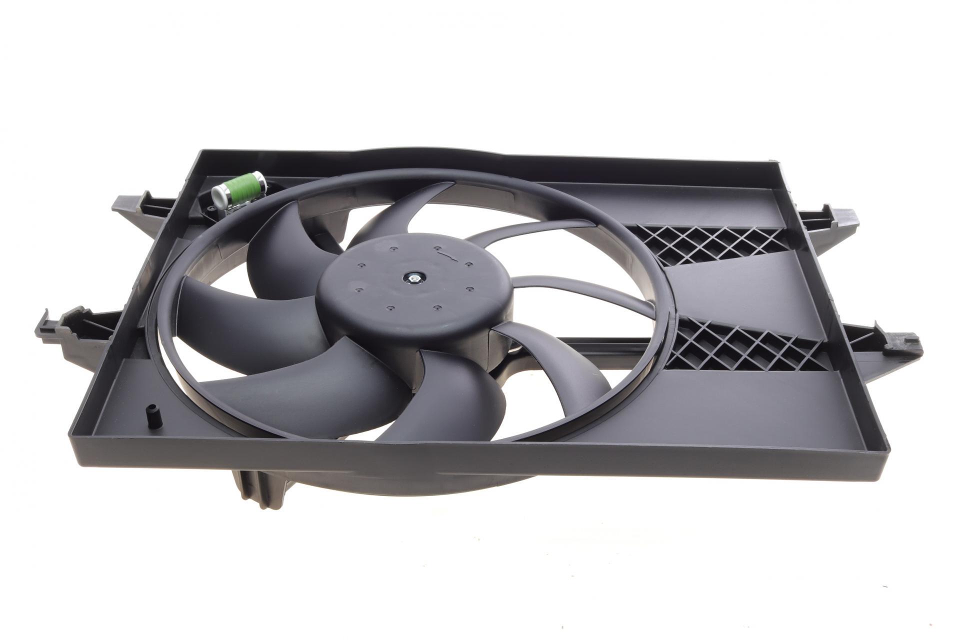 Вентилятор радиатора Ford Fiesta/Fusion 1,6D/2,0 04-12 с диффузором (47620)