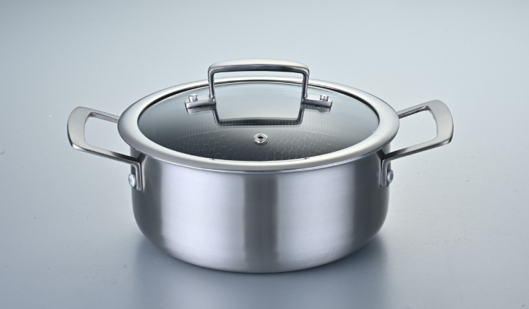 Каструля зі сталі Bohmann для індукції й газу 2,8 л (BP 4100-20)