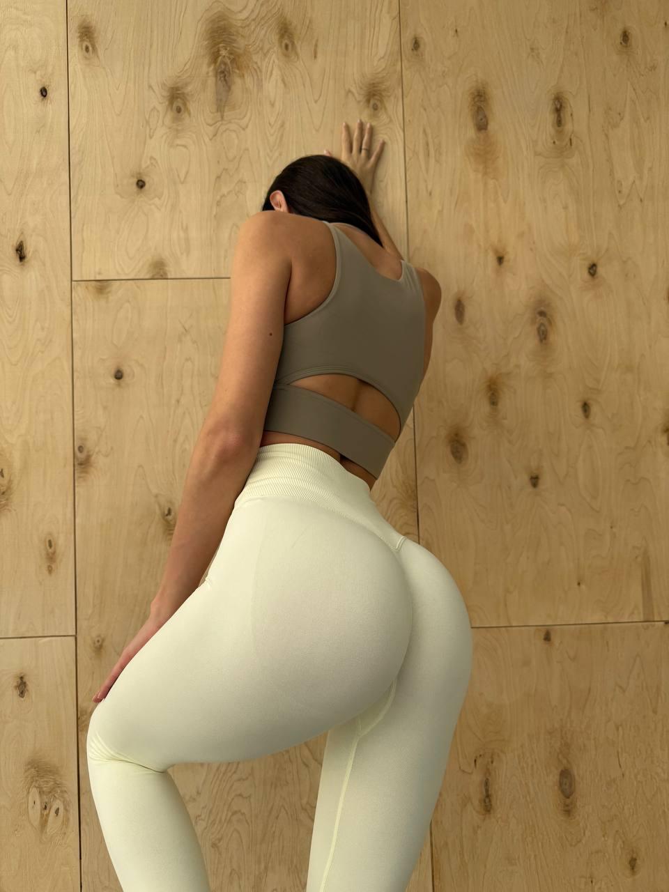 Леггинсы с V-поясом и эффектом пуш-ап S Молочный (SQ02S) - фото 4