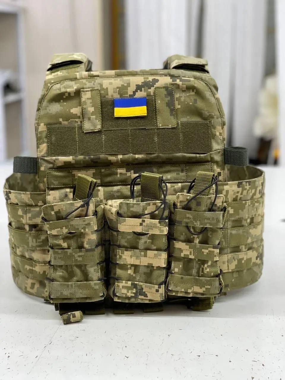 Плитоноска з трьома підсумками під магазини АК ЗСУ ММ-14 Піксель (33697) - фото 5 Плитоноска з трьома підсумками під магазини АК ЗСУ ММ-14 Піксель (33697) - фото 5