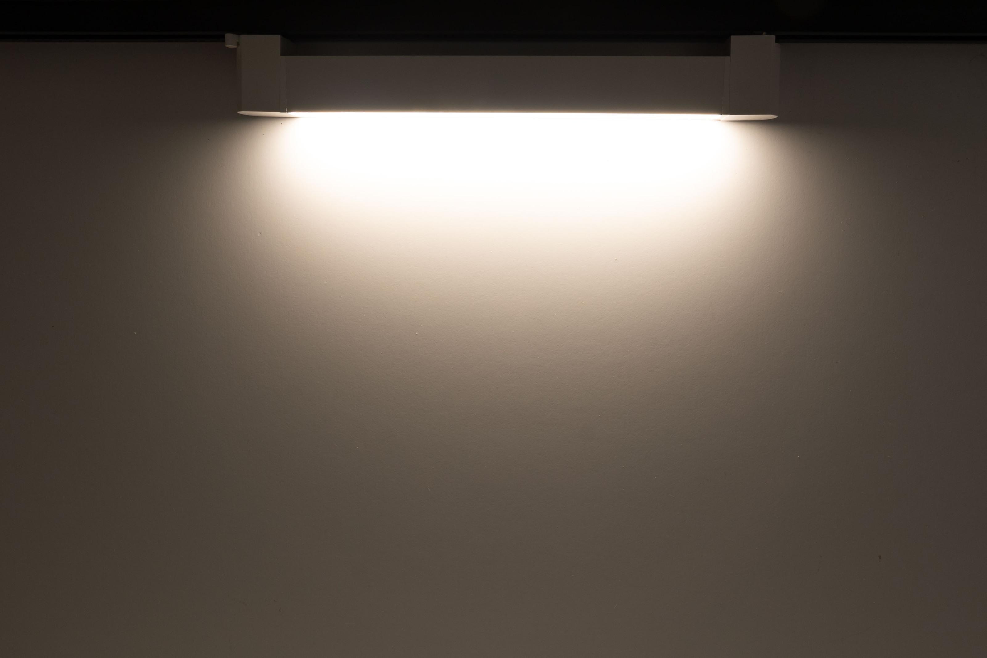 Трековий світильник поворотний Prolum M27 Series-RFL 4000К 220V 20W Білий (28925682) - фото 2 Трековий світильник поворотний Prolum M27 Series-RFL 4000К 220V 20W Білий (28925682) - фото 2