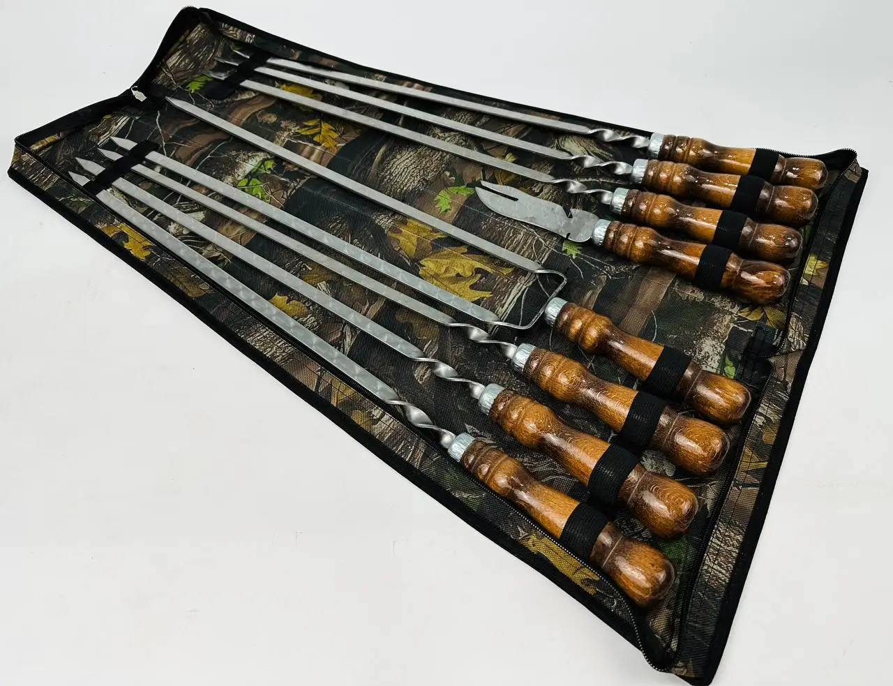 Набір шампурів у чохлі комбінований Кізляр 6 шт. подвійний шампур вилка-ніж з нержавіючої сталі (2-10-NB-2273) - фото 2 Набір шампурів у чохлі комбінований Кізляр 6 шт. подвійний шампур вилка-ніж з нержавіючої сталі (2-10-NB-2273) - фото 2