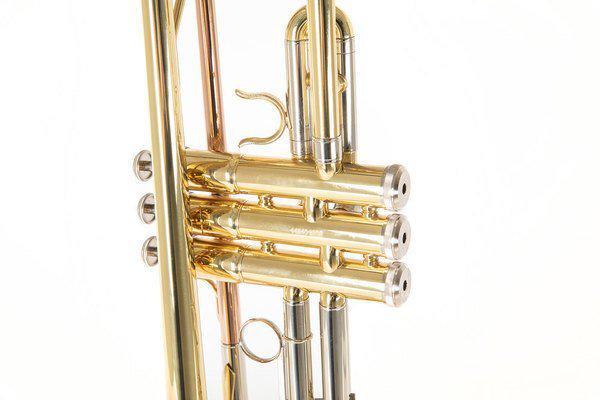 Труба Roy Benson TR-202 Bb-Trumpet латунь (G-RB701070) - фото 8