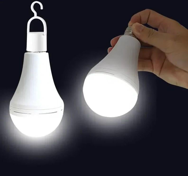 Лампа цокольная с аккумуляторами Li-Ion с подвеской и заглушкой 15W 6500К Белый (1522/2) - фото 7 Лампа цокольная с аккумуляторами Li-Ion с подвеской и заглушкой 15W 6500К Белый (1522/2) - фото 7