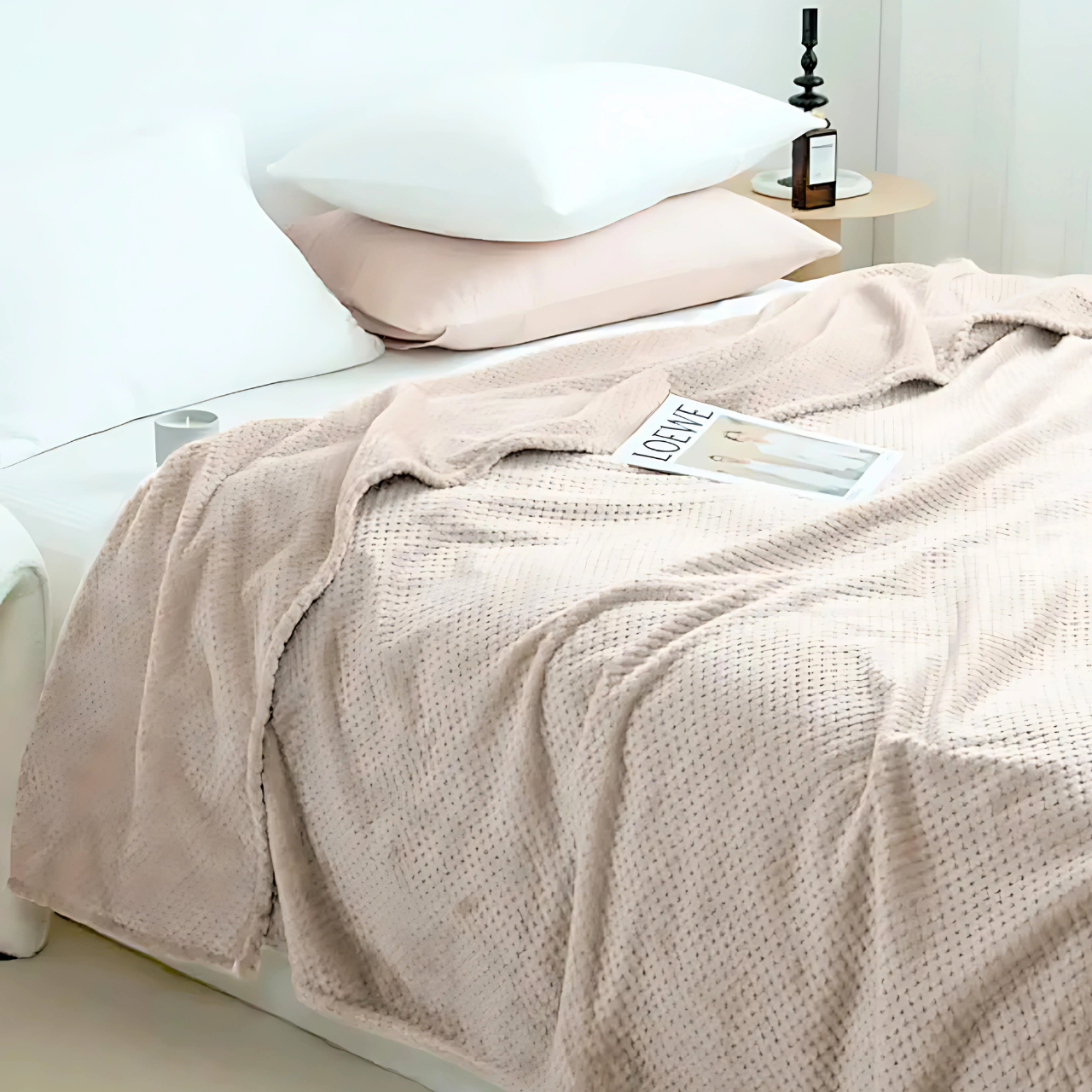 Плед-покрывало двухспальный велсофт с текстурой ананас 180х200 см Бежевый (3996393043) Плед-покрывало двухспальный велсофт с текстурой ананас 180х200 см Бежевый (3996393043)