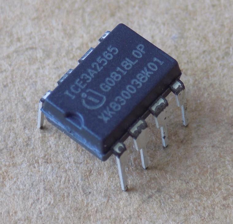 Микросхема ICE3A2565 3A2565/DIP8 (28742) Микросхема ICE3A2565 3A2565/DIP8 (28742)