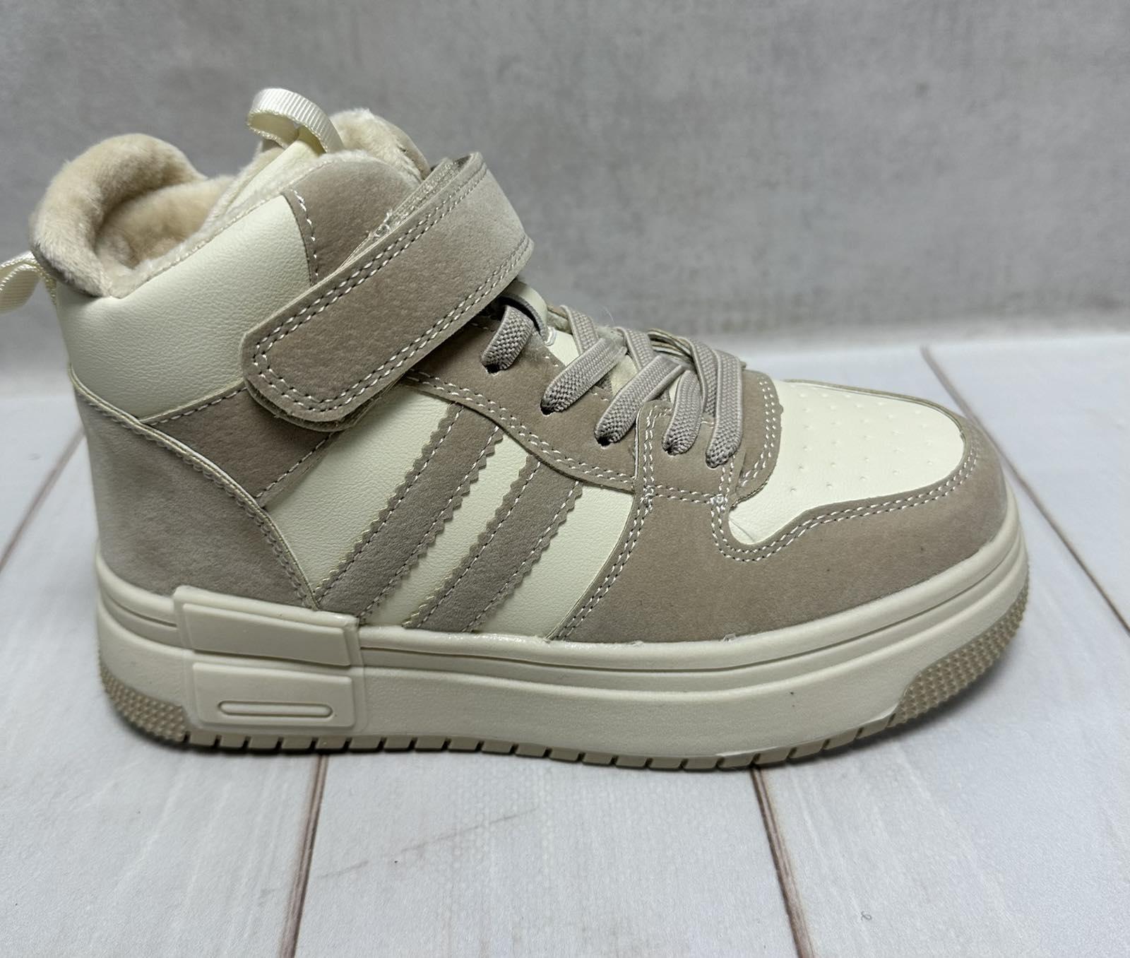 Кросівки дитячі Bessky зимові на овчині р. 32/20,5 см Бежевий