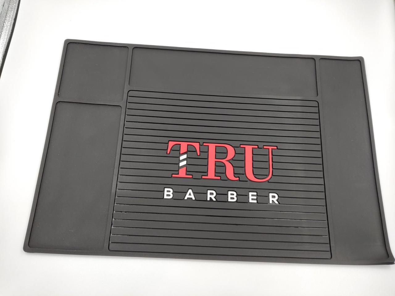 Коврик силиконовый для парикмахерского инструмента ДенІС professional TRU BARBER 45х30 см (2087886617) - фото 6 Коврик силиконовый для парикмахерского инструмента ДенІС professional TRU BARBER 45х30 см (2087886617) - фото 6