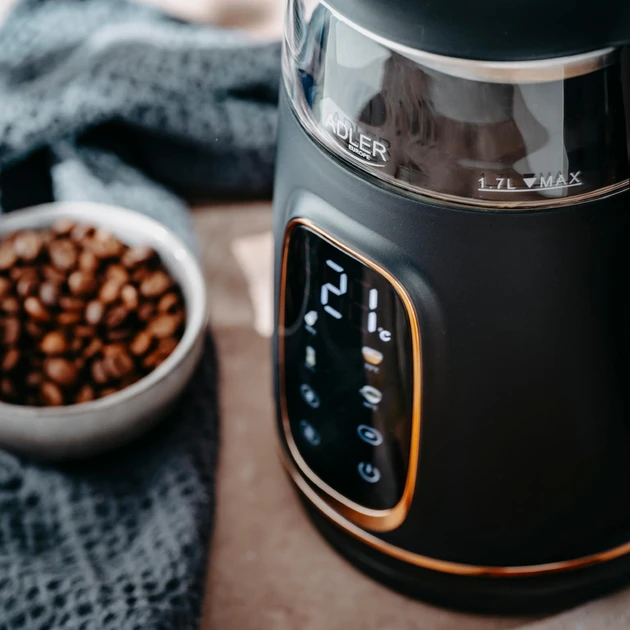 Електрочайник Adler AD 1305 LED 40-100 °C 1,7 л Black/Gold (5905575907806) - фото 6 Електрочайник Adler AD 1305 LED 40-100 °C 1,7 л Black/Gold (5905575907806) - фото 6