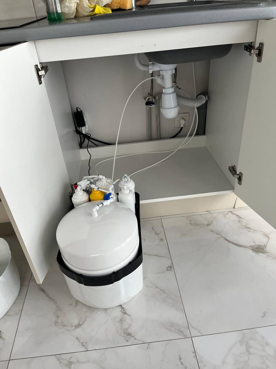 Фільтр для води зворотний осмос Filtrons з помпою та мінералізатором в корпусі (29902838) - фото 6 Фільтр для води зворотний осмос Filtrons з помпою та мінералізатором в корпусі (29902838) - фото 6