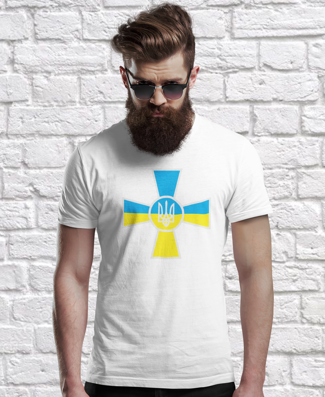 Футболка чоловіча Mishe 11000197 з принтом XS Білий (75213020)