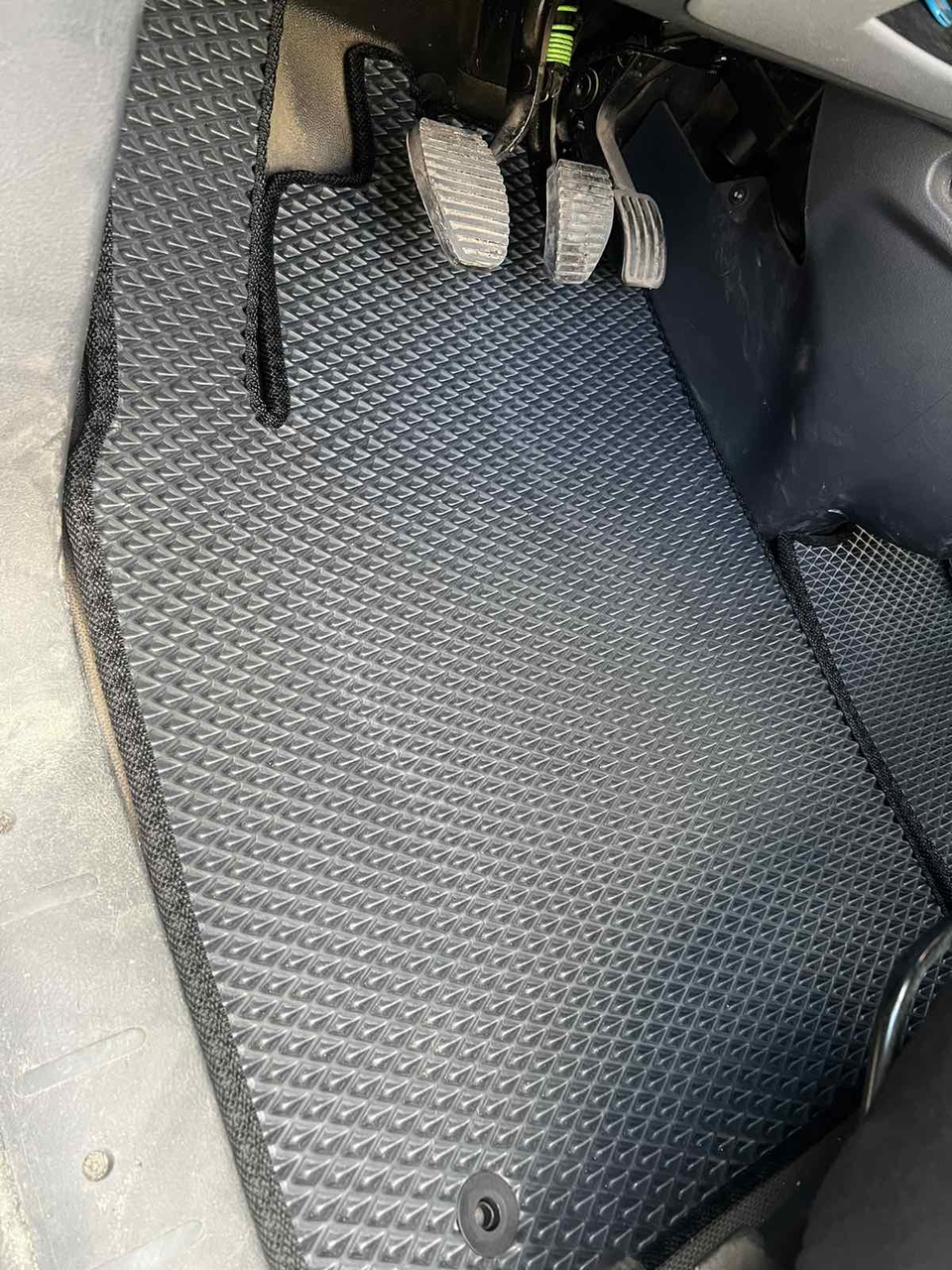 Автокилимки в салон EVA для Citroen Jumpy 2007+ (2392021108)