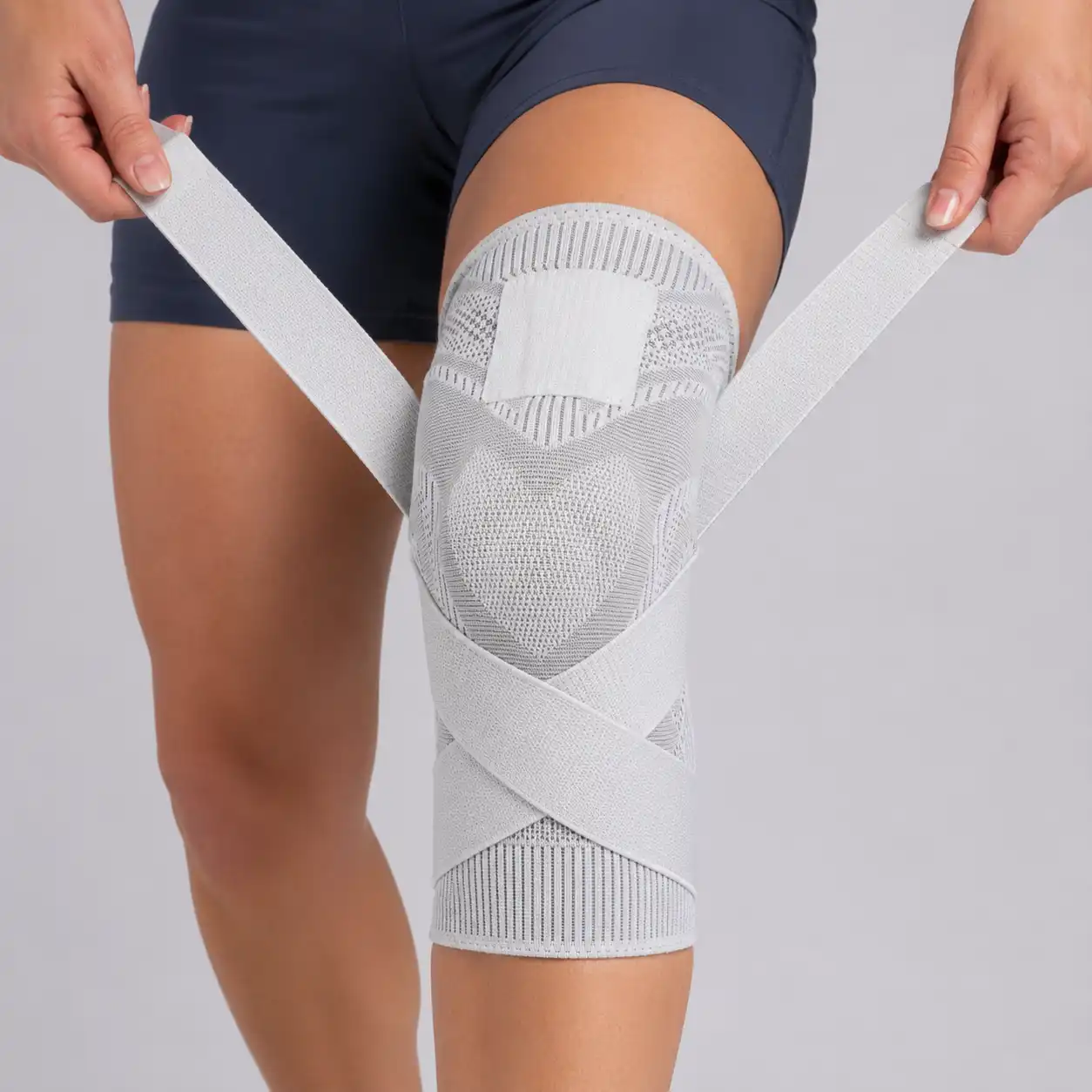 Супорт-наколінник для коліна Newt Leg NE-KN-159 з фіксатором еластичний трикотажний L-XL Сірий
