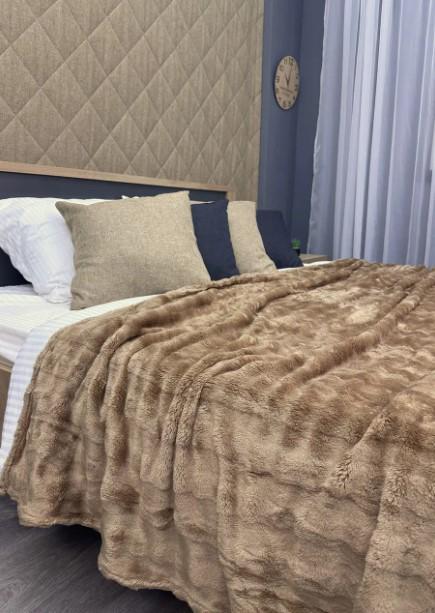Покривало на ліжку Soft Night плюш 200х230 см Карамельний (87-136) - фото 2