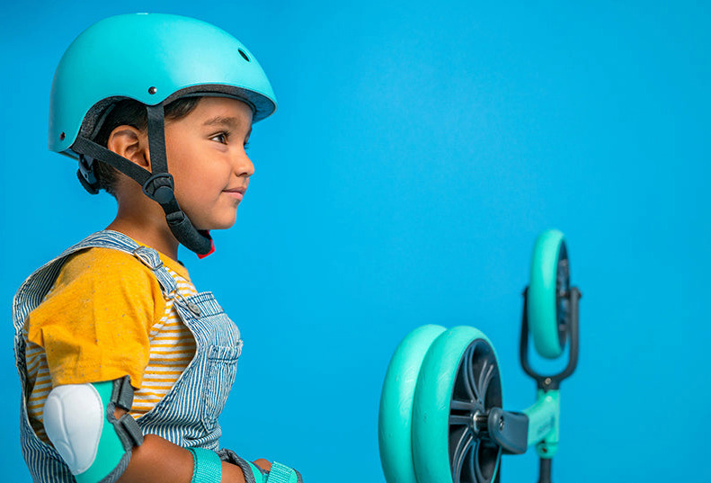 Захисний шолом дитячий Yvolution S з регулюванням Зелений (YA21G9) - фото 2 Захисний шолом дитячий Yvolution S з регулюванням Зелений (YA21G9) - фото 2