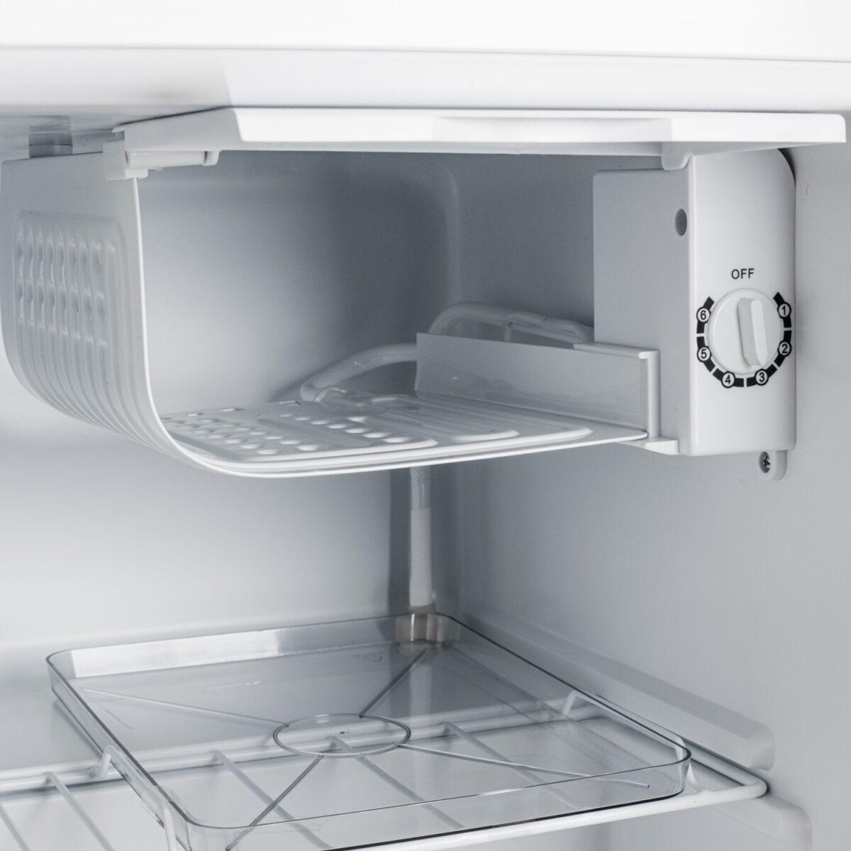 Холодильник Adler AD 8096 6-ступінчасте регулювання 45 л White (id_2129) - фото 10 Холодильник Adler AD 8096 6-ступінчасте регулювання 45 л White (id_2129) - фото 10