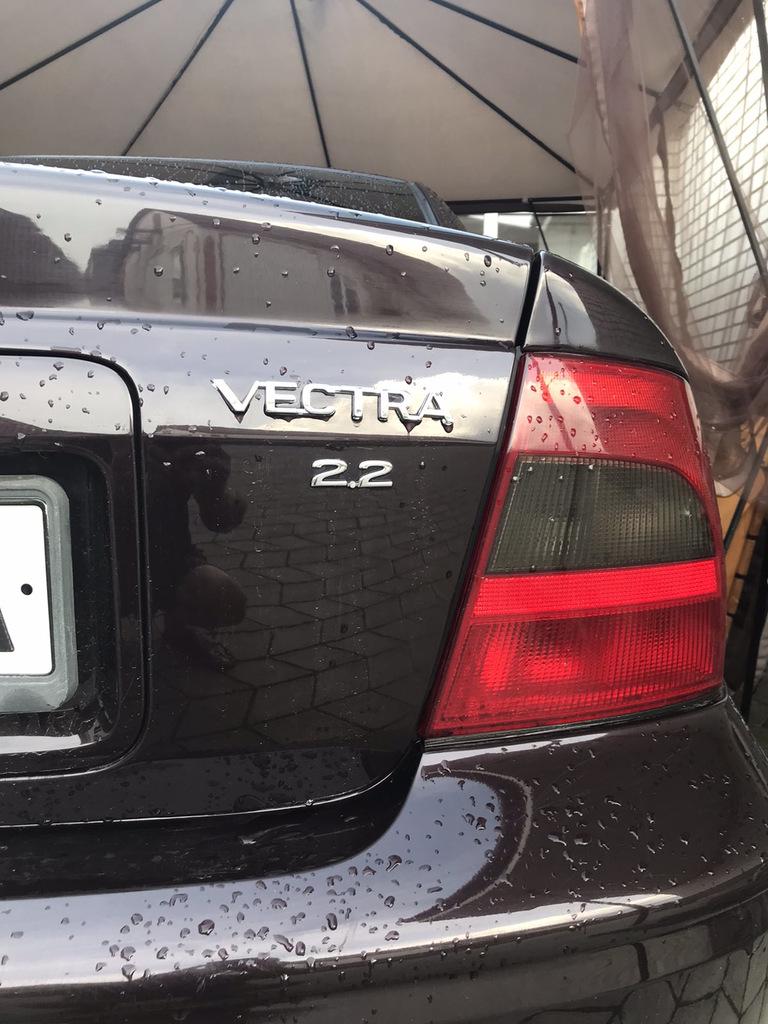 Надпись Vectra 190 мм на 26 мм Davs Auto для Opel Vectra B 1995-2002 гг. abs-пластик Хром