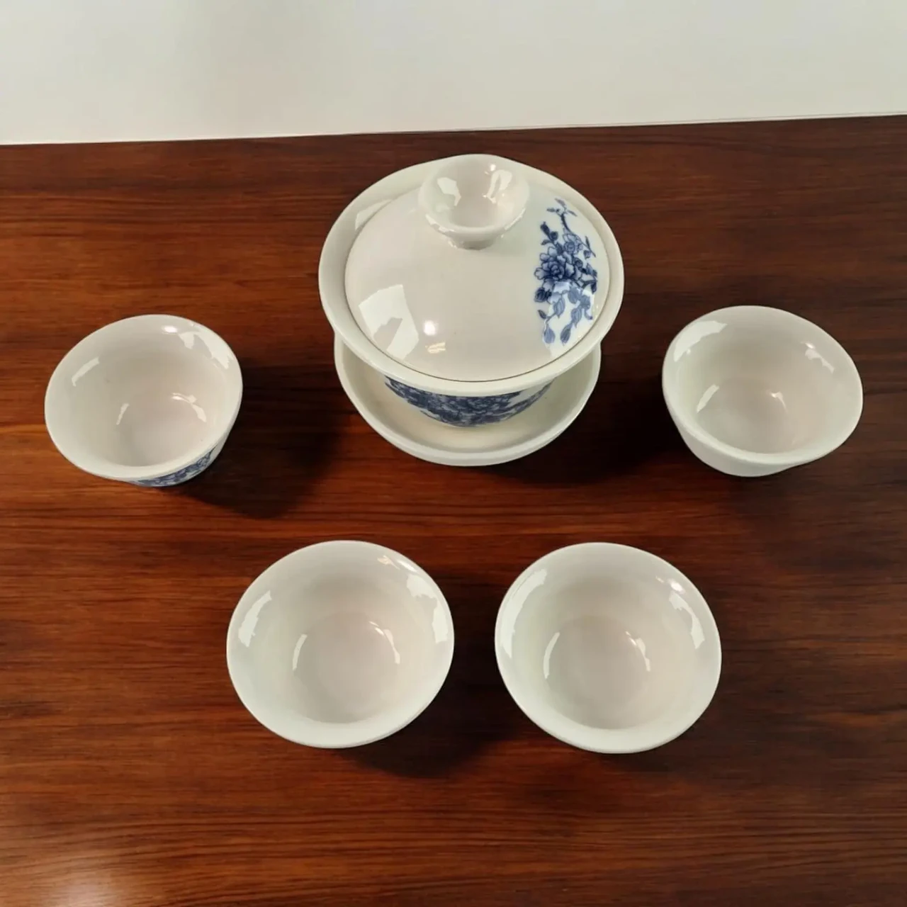 Набір чайний із квітковим орнаментом 19х18х10 см (35998) - фото 5 Набір чайний із квітковим орнаментом 19х18х10 см (35998) - фото 5