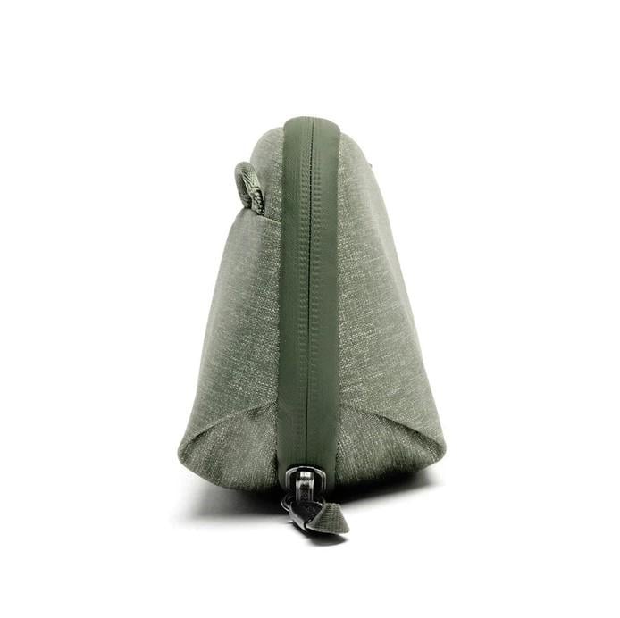 Сумка Peak Design Tech Pouch Small Sage (BTP-S-SG-1) - фото 3 Сумка Peak Design Tech Pouch Small Sage (BTP-S-SG-1) - фото 3