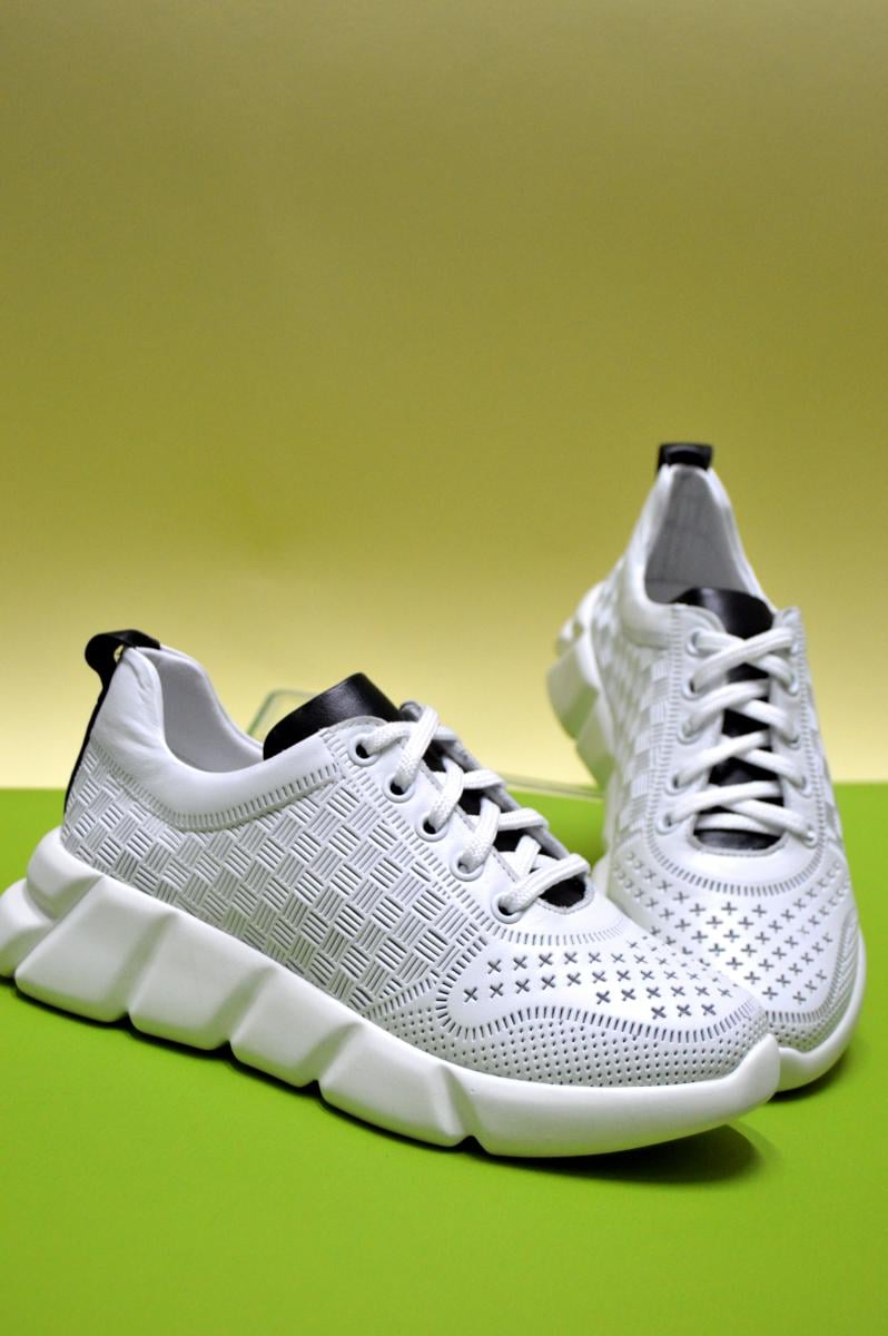 Кросівки жіночі Aquamarin шкіряні з перфорацією р. 36 Білий (94100680236) - фото 3 Кросівки жіночі Aquamarin шкіряні з перфорацією р. 36 Білий (94100680236) - фото 3