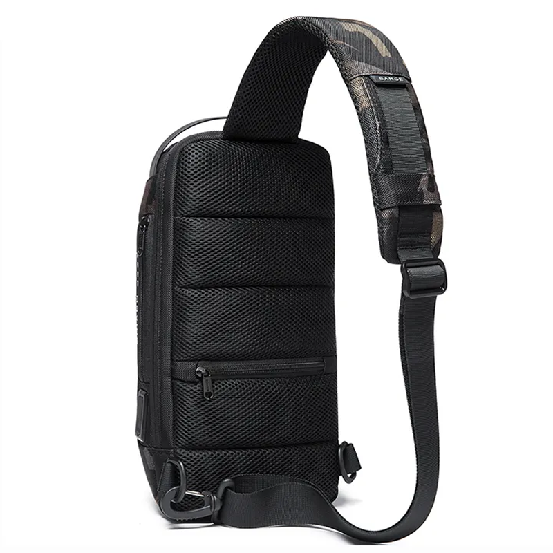 Мужская сумка-слинг с USB-разъемом и кодовым замком нейлон 34х18х10 см Камуфляж - фото 3