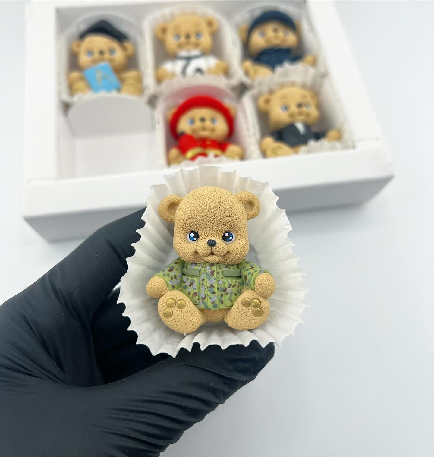 Силиконовый молд Мишка военный конфетка (9236) Силиконовый молд Мишка военный конфетка (9236)