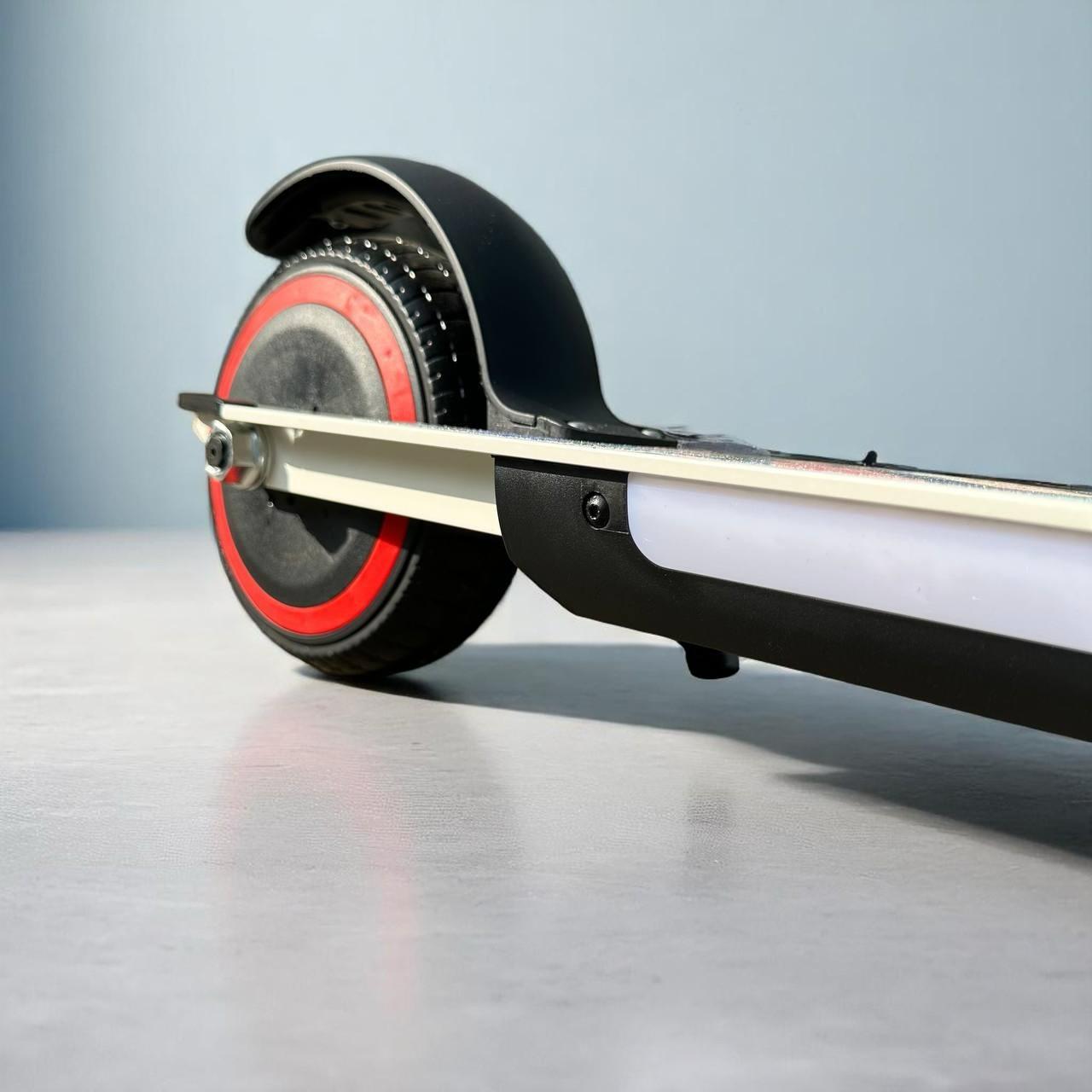 Электросамокат подростковый VOLTO Jun Pro 130W 24V 2,5Ah Белый - фото 8 Электросамокат подростковый VOLTO Jun Pro 130W 24V 2,5Ah Белый - фото 8