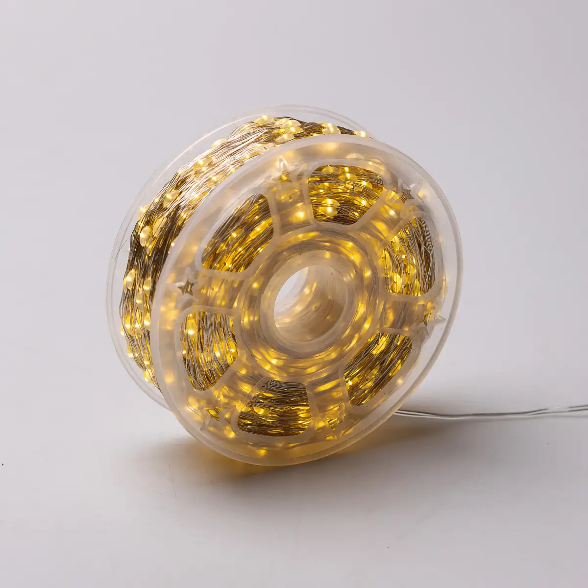 Гірлянда нитка GarlandoPro 2000L200MWY Роса 2000 LED 200 м з пультом від мережі Жовтий (118-107-2000L200MWY) - фото 2 Гірлянда нитка GarlandoPro 2000L200MWY Роса 2000 LED 200 м з пультом від мережі Жовтий (118-107-2000L200MWY) - фото 2