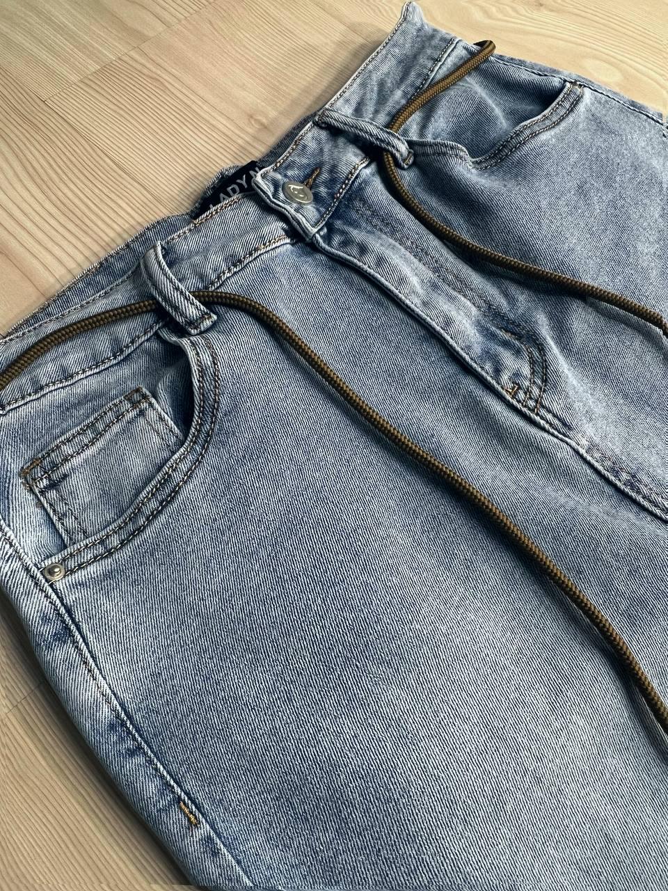 Юбка женская джинсовая Ladyn 802 с разрезом р. 36 Голубой (26881526) - фото 8 Юбка женская джинсовая Ladyn 802 с разрезом р. 36 Голубой (26881526) - фото 8