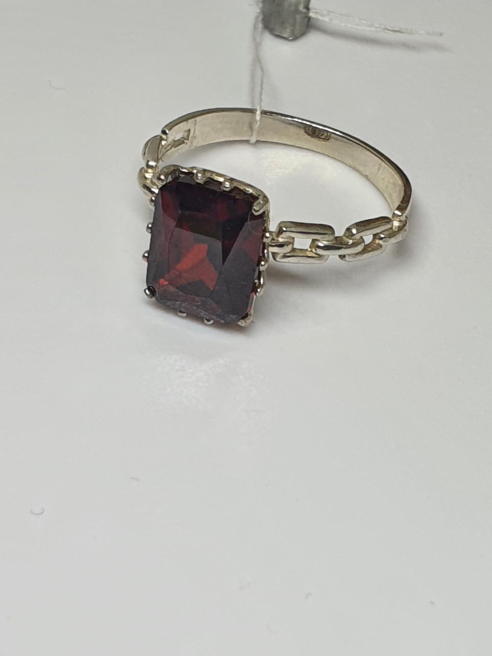 Каблучка срібна Гранат з квадратним цирконом 925 проба (30092640) - фото 6 Каблучка срібна Гранат з квадратним цирконом 925 проба (30092640) - фото 6