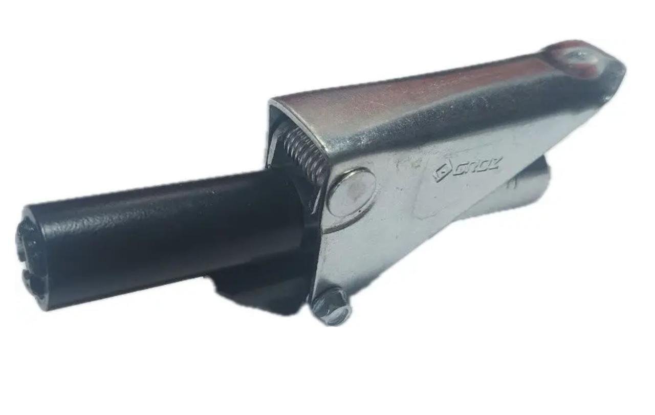 Муфта на шприц лепестковая Groz быстросъемная 3-х лепестковая Groz 413 бар резьба М10х1,0 (43528)