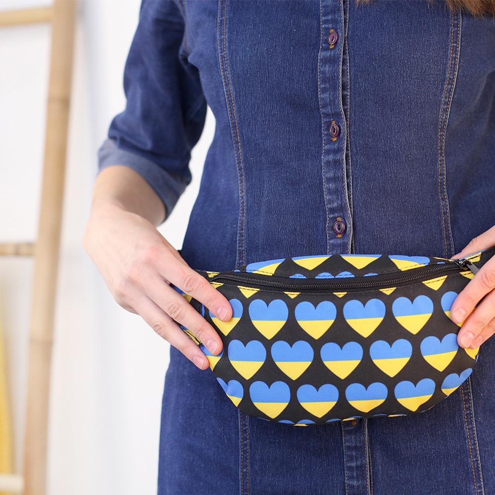 Сумка-бананка через плечо и на пояс Presentville Bumbag Патриотические сердца 27х16 см (BB_22S007_BL)