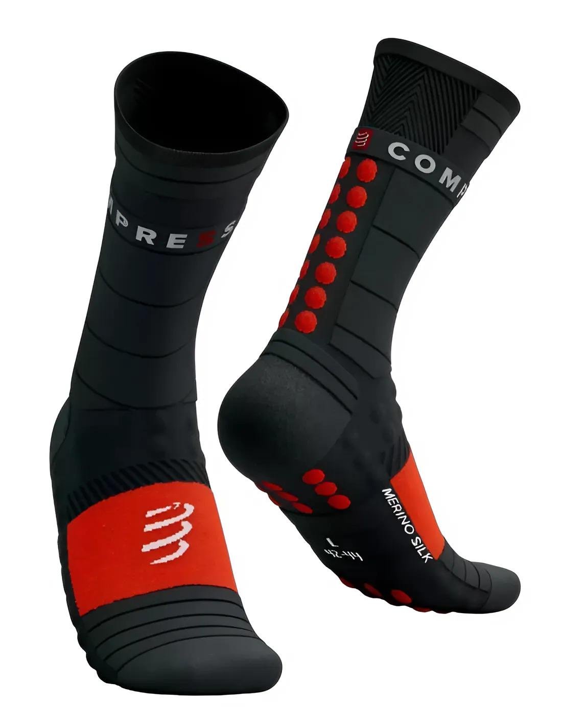 Шкарпетки спортивні компресійні Compressport Pro Racing Socks Winter Run T3 Black/High Risk Red (SCRU2039012T3)