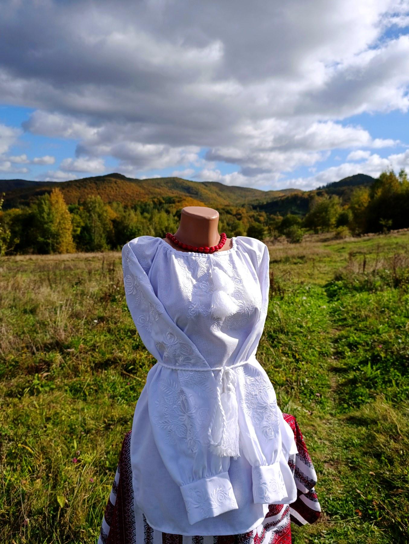 Вишиванка жіноча натуральному домотканому полотні р. 62 Білий (995657289) - фото 2 Вишиванка жіноча натуральному домотканому полотні р. 62 Білий (995657289) - фото 2