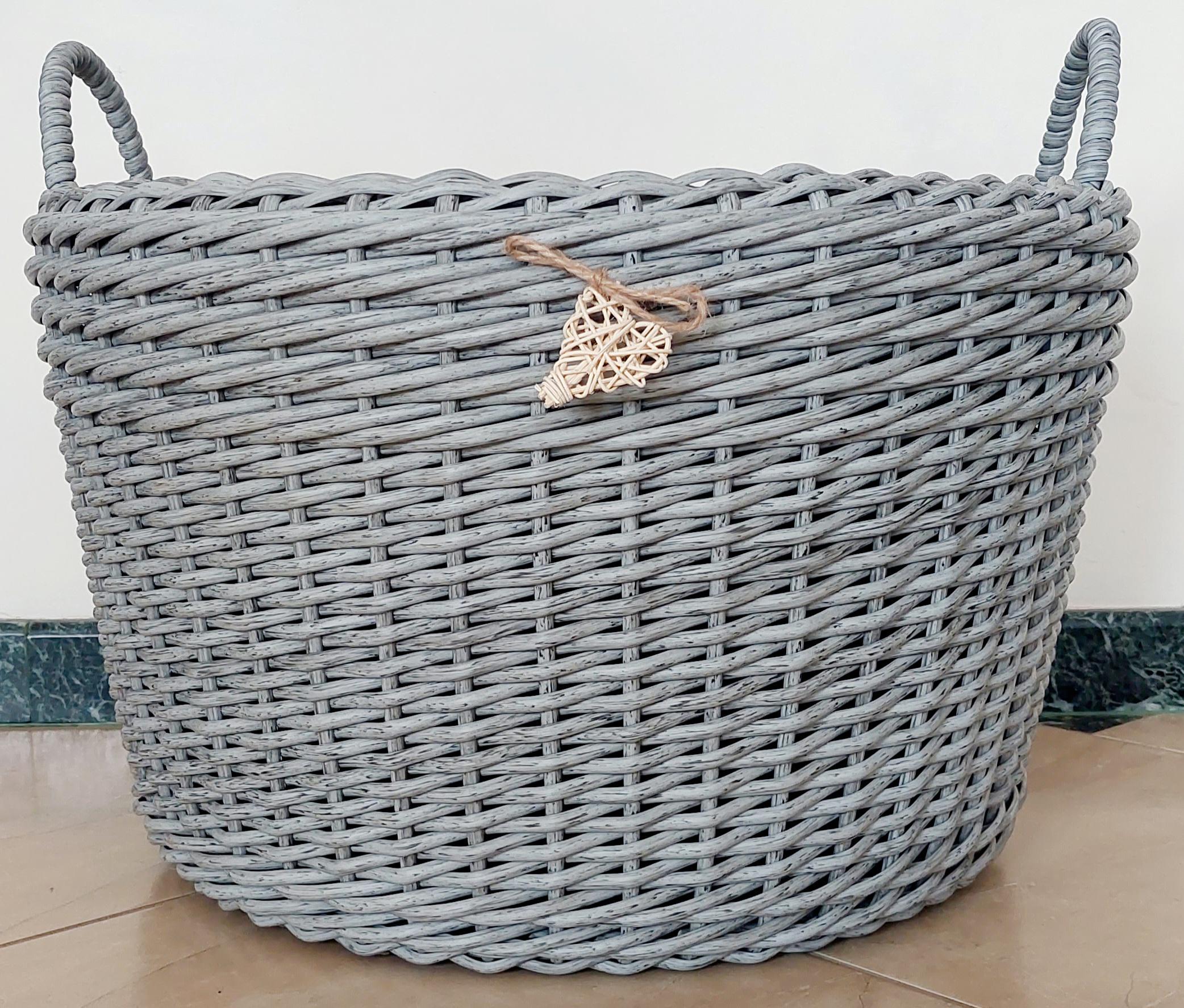 Дровница-корзина с ручками из искусственного ротанга ручной работы 65 л Серебристо-серый (34003) - фото 2 Дровница-корзина с ручками из искусственного ротанга ручной работы 65 л Серебристо-серый (34003) - фото 2