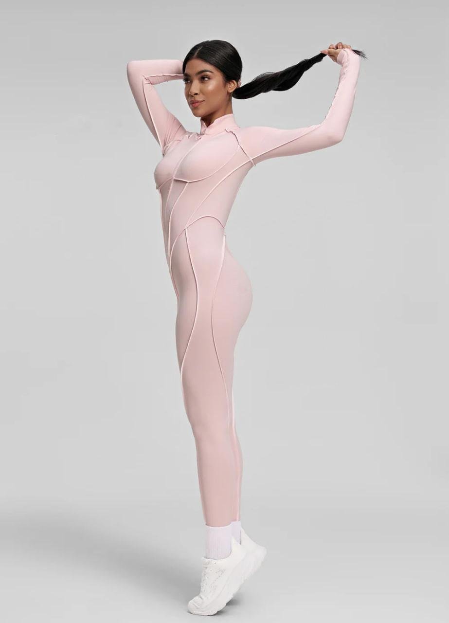 Комбинезон спортивный со швами наружу с длинным рукавом/змейкой/чашками и без пуш-ап L Нежно-розовый (RQ02L)