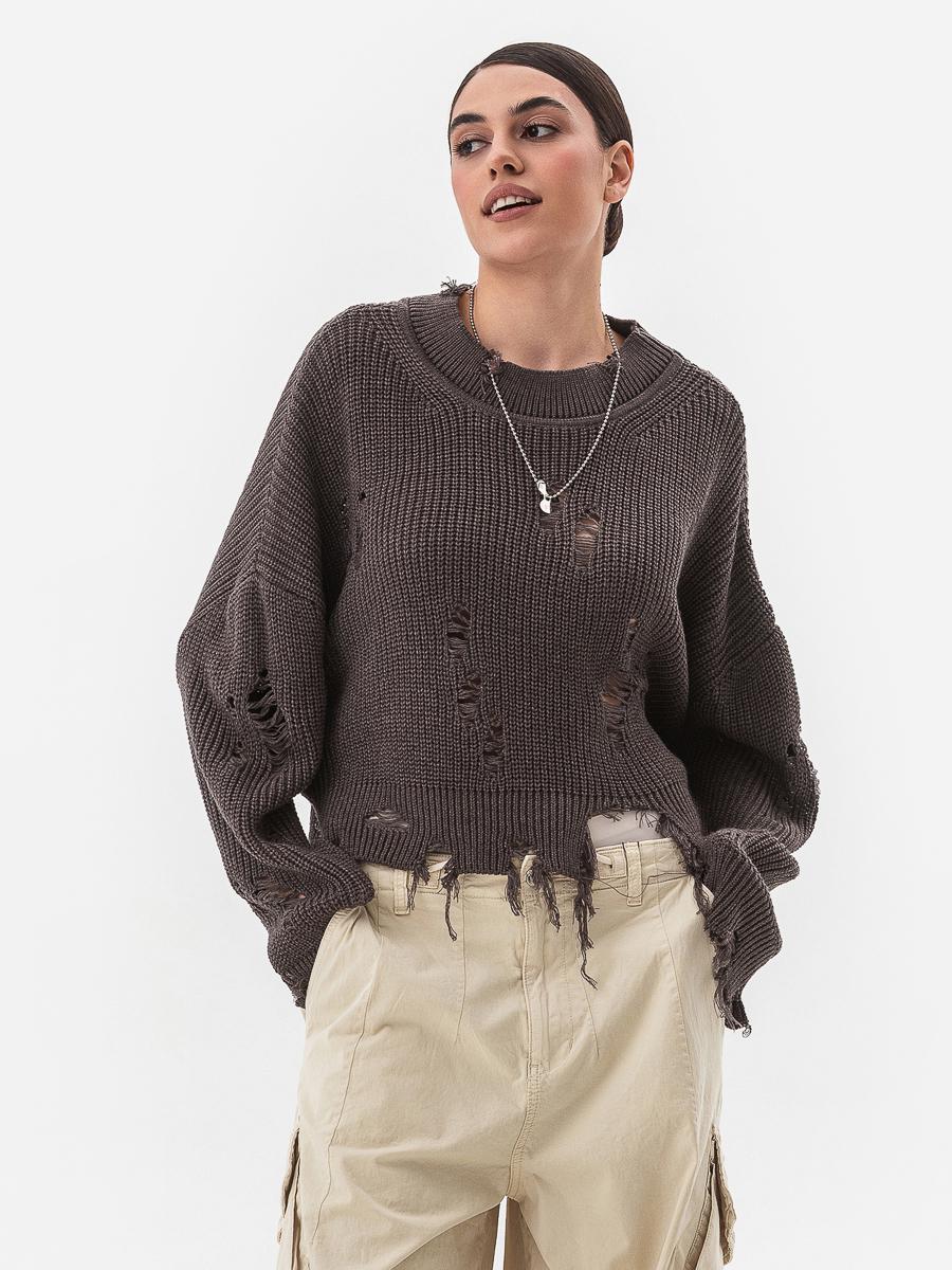 Свитер женский с рваным эффектом SVTR р. 42-50 Капучино (562) - фото 4