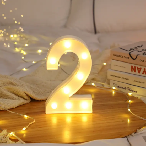 Цифра об'ємна 2 Led декоративна маленька 22x13 см Білий (1899/2) Цифра об'ємна 2 Led декоративна маленька 22x13 см Білий (1899/2)