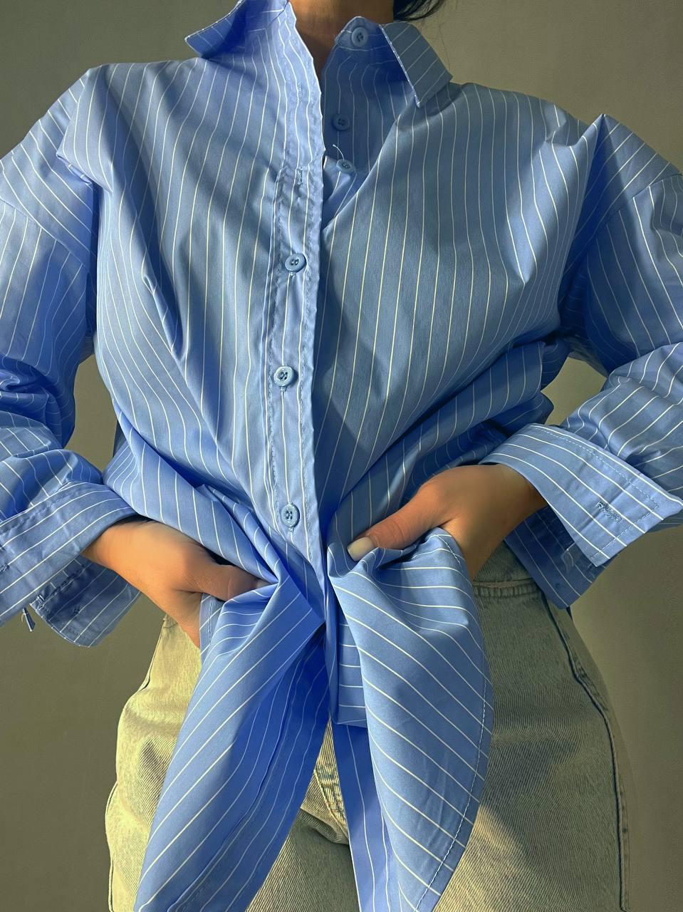 Рубашка женская A-N 25130 полоска оверсайз удлиненная широкая OS Голубой (3574) - фото 7 Рубашка женская A-N 25130 полоска оверсайз удлиненная широкая OS Голубой (3574) - фото 7