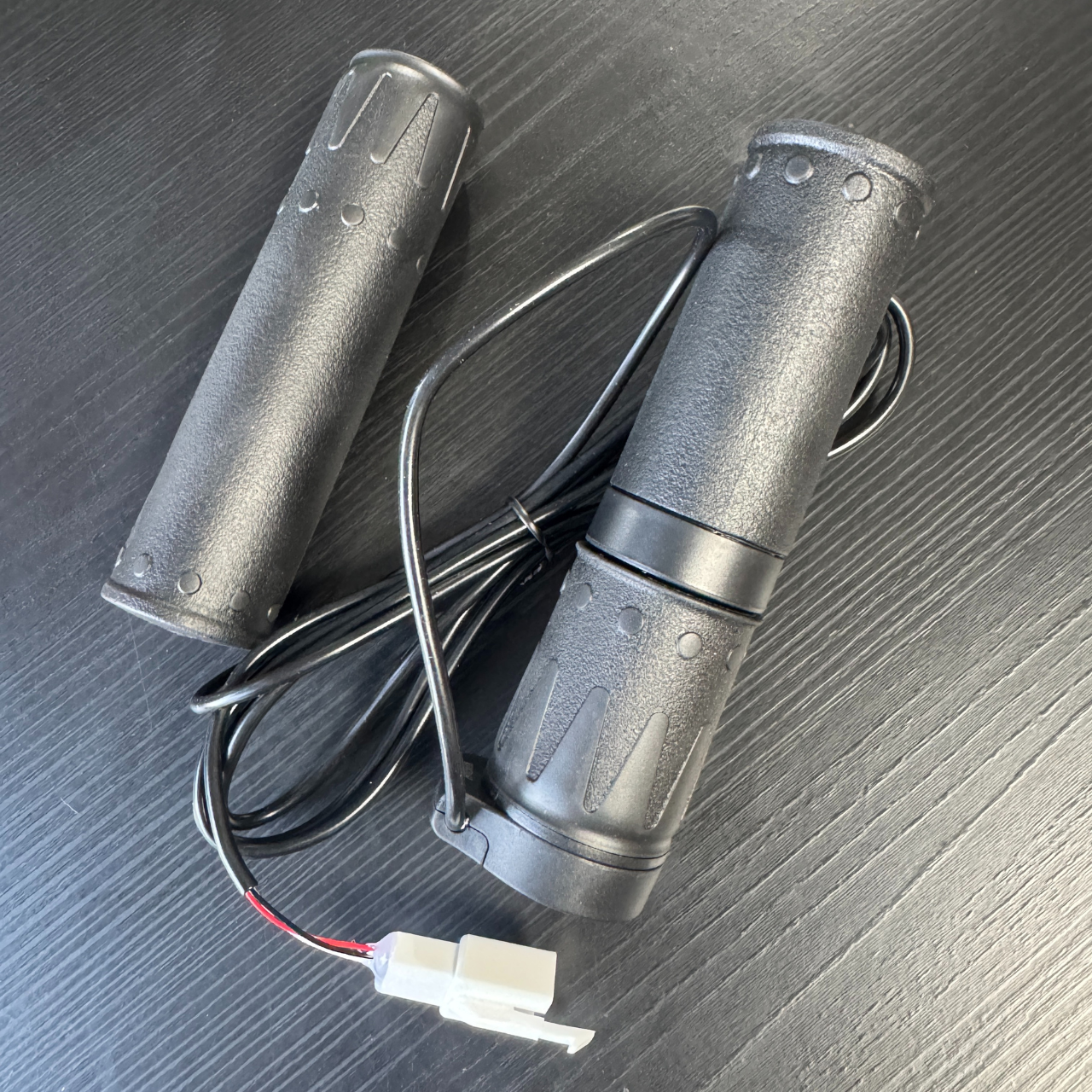 Ручка газу мопедна Titan 24-72v універсальна