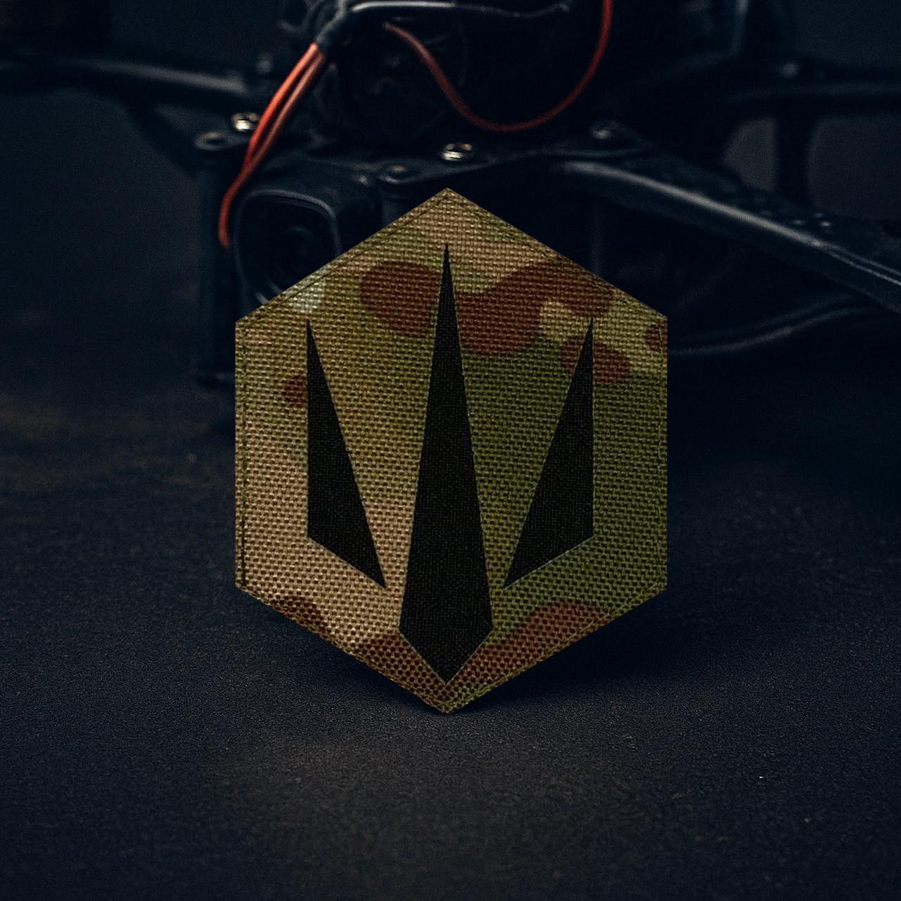 Шеврон на липучке Laser Cut СБС Знак Силы Безпилотных Систем 8х9 см Мультикам/Черный - фото 2 Шеврон на липучке Laser Cut СБС Знак Силы Безпилотных Систем 8х9 см Мультикам/Черный - фото 2