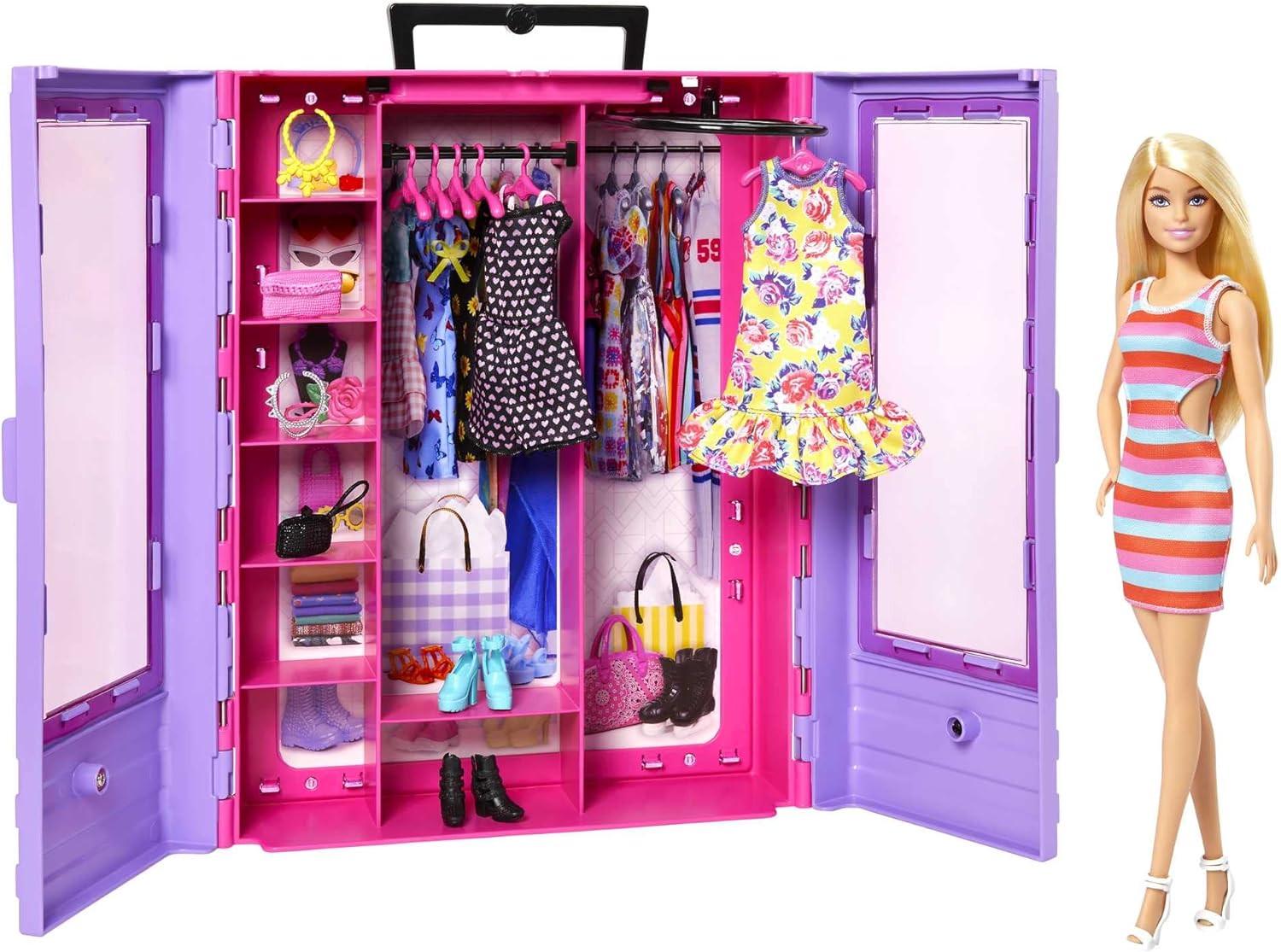 Шкаф-чемодан с одеждой и куклой Barbie Fashionistas Ultimate Closet