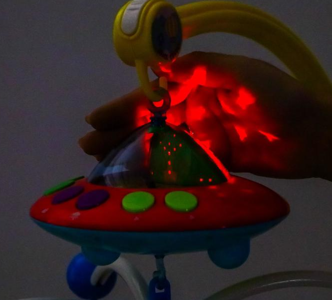 Мобиль проектор музыкальный Limo Toy HE0304 на радиоуправлении (1195660566) - фото 4 Мобиль проектор музыкальный Limo Toy HE0304 на радиоуправлении (1195660566) - фото 4