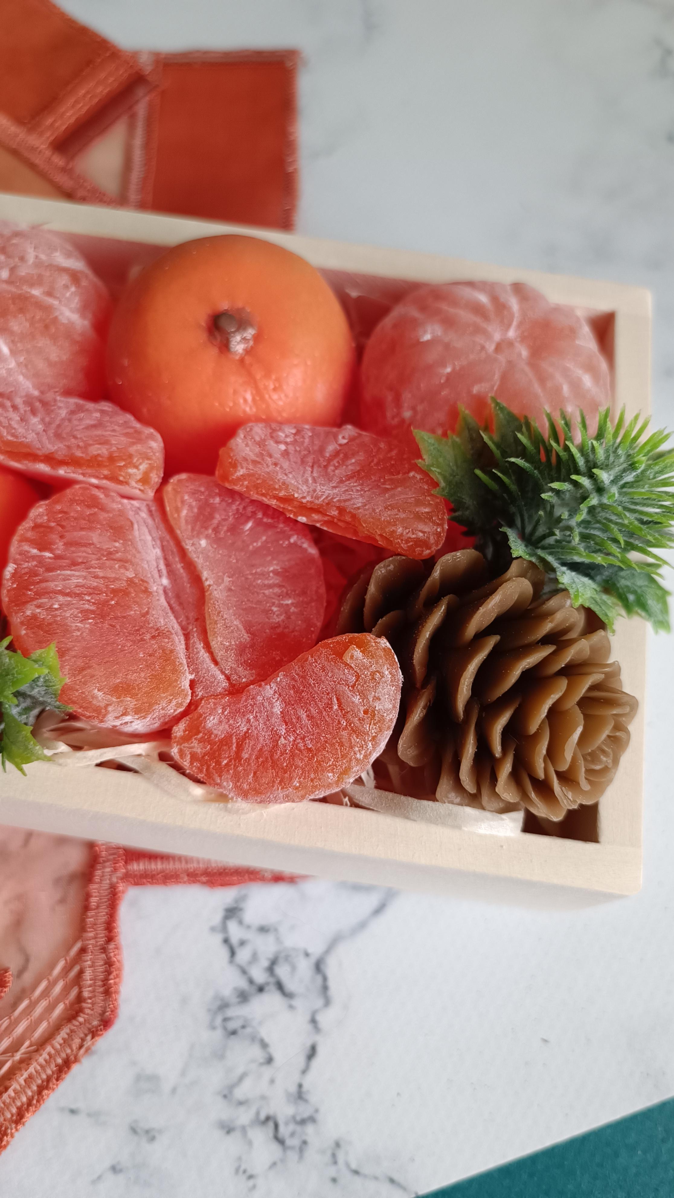 Набір з мила 5 мандаринок і шишка (49) - фото 3