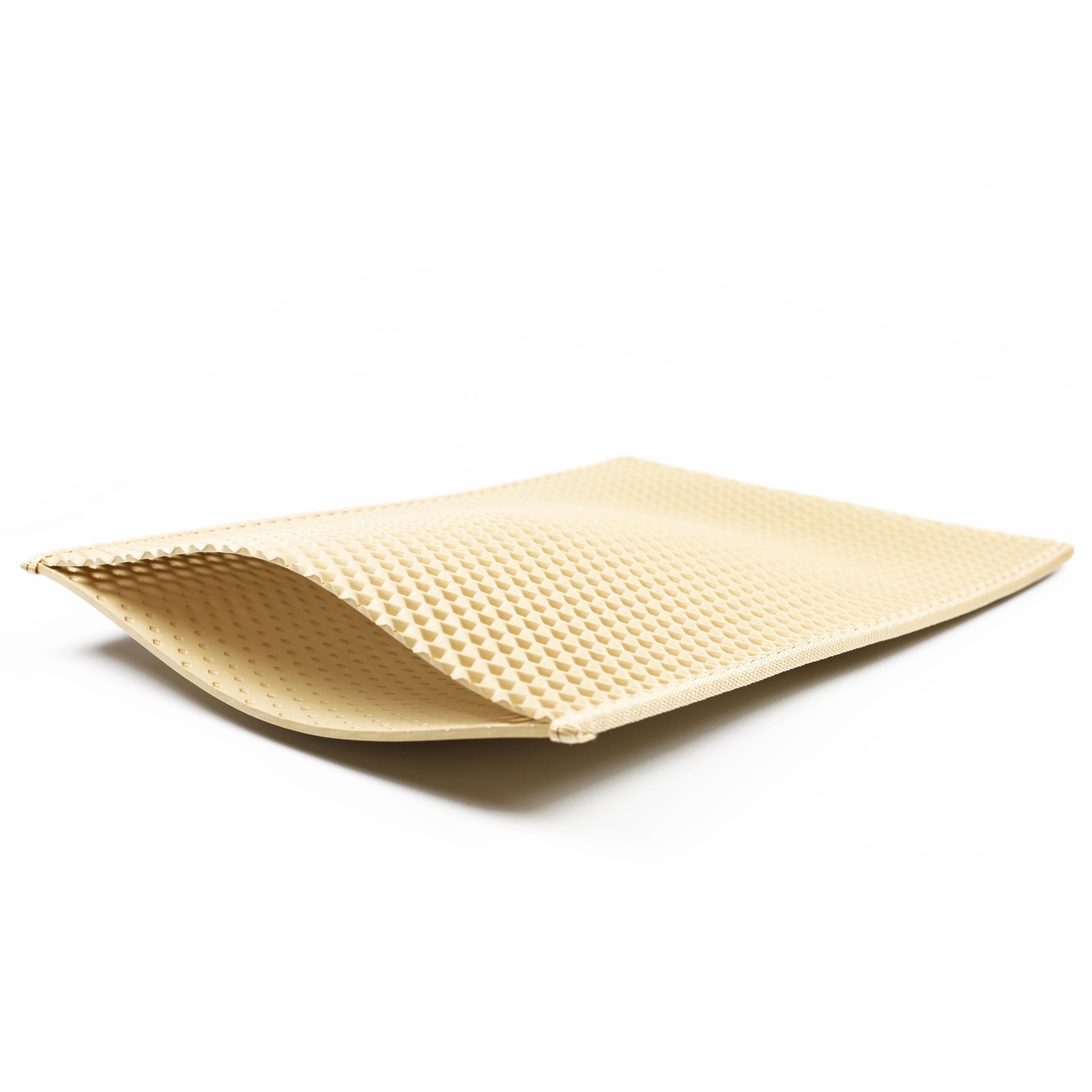 Коврик двухслойный Cat in Box для кошачьего лотка EVA 60x40 см Бежевый - фото 1 Коврик двухслойный Cat in Box для кошачьего лотка EVA 60x40 см Бежевый - фото 1